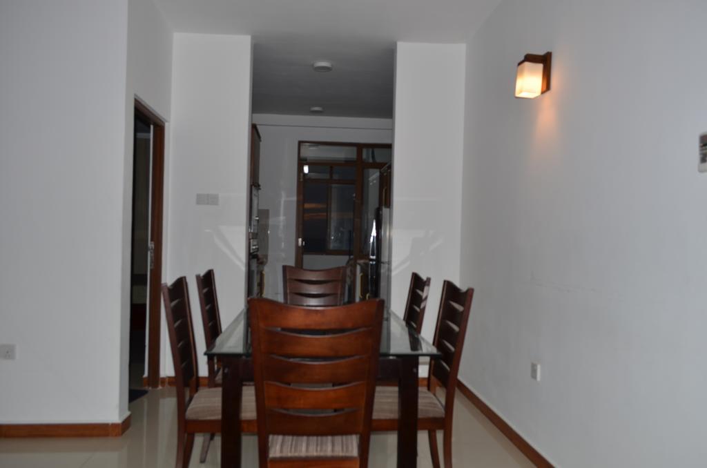 Zain Apartments Kolombo Ruang foto